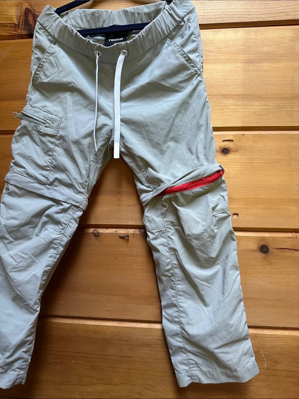 Reima Muunto tie waist sage green zip off pant tan short hiking kids 5